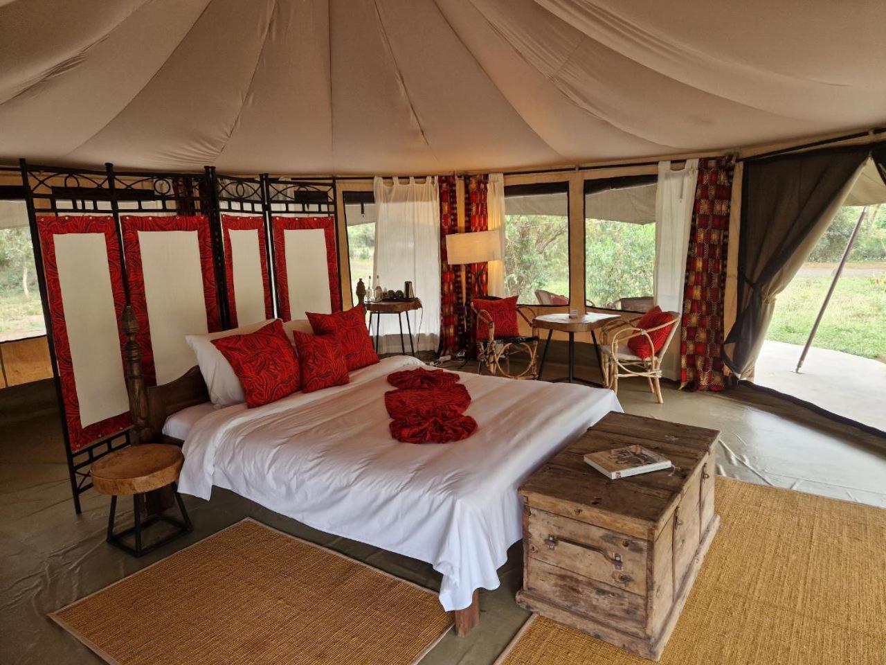 Dolly Farm & River Camp, Luxury Tents Usa River Luaran gambar