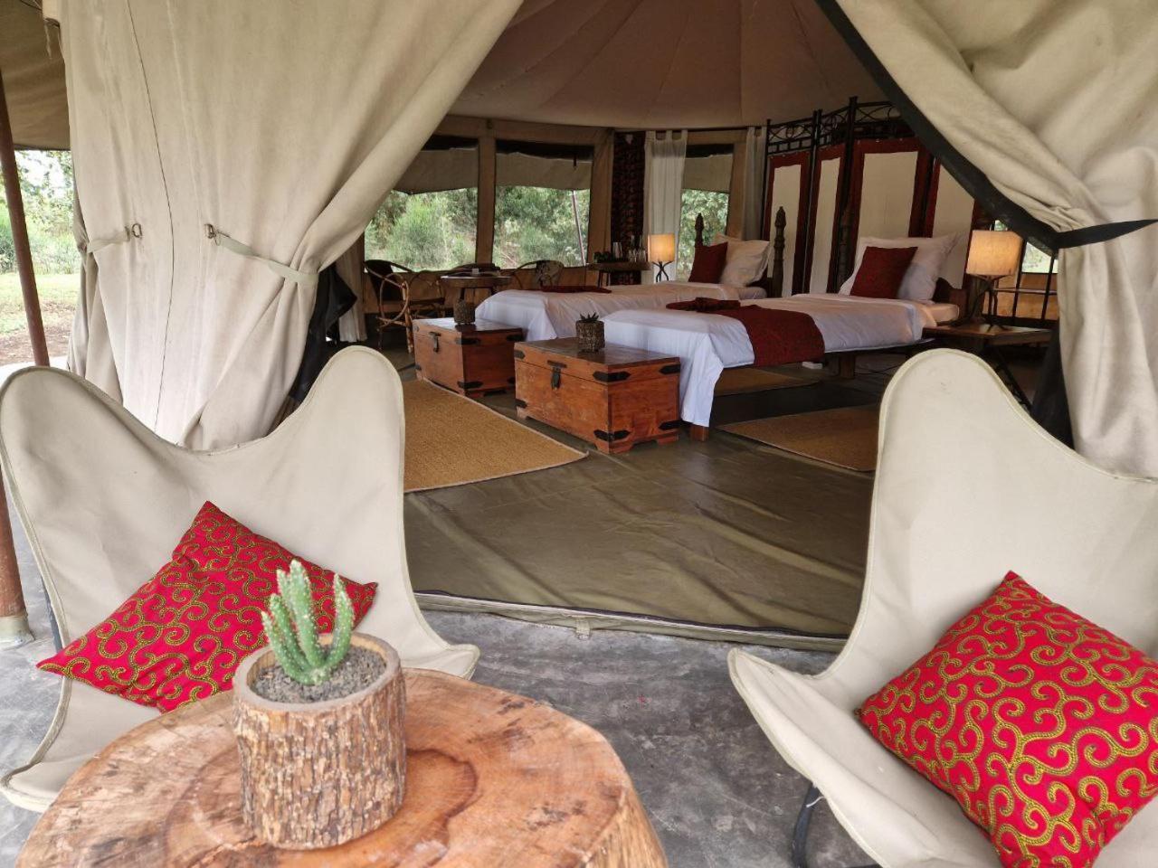 Dolly Farm & River Camp, Luxury Tents Usa River Luaran gambar